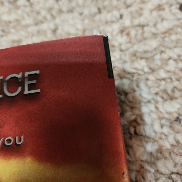 Allegiant Paperback - Picture 8 of 8